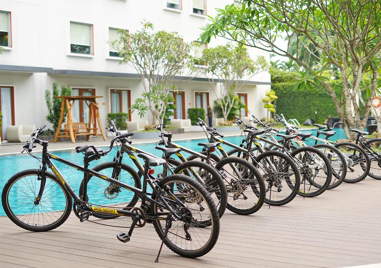 Harris Hotel Sentul City Bogor Eksteriør billede